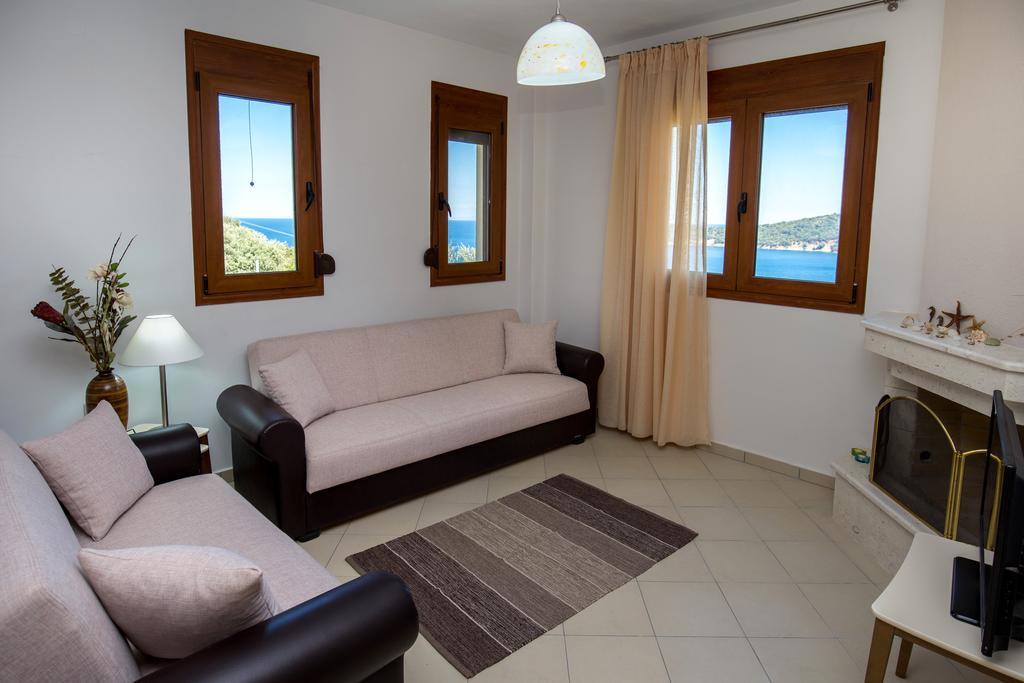 Aphrodite Villas Koinira Ngoại thất bức ảnh
