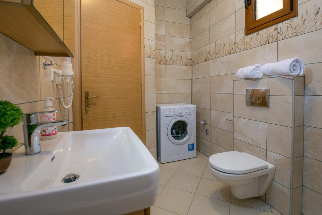 Aphrodite Villas Koinira Ngoại thất bức ảnh